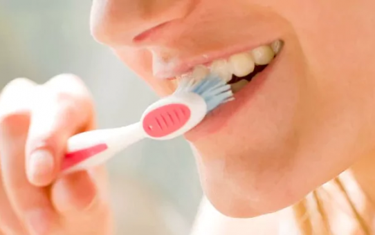 Nighttime Tips for Improving Your Oral Health