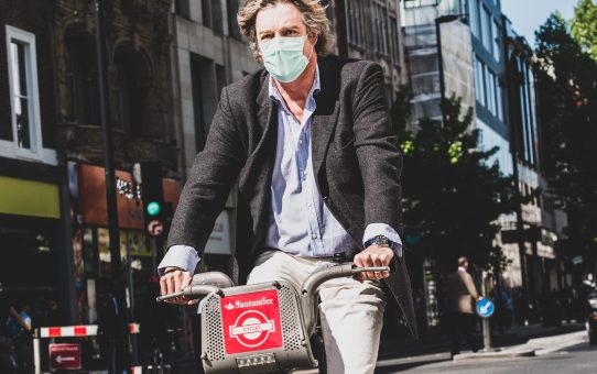 Impact of Indoor Air Pollution in Your Office and 4 Ways to Stay Healthy